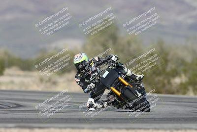 media/Jan-15-2026-Racers Edge (Thu) [[dfebeb70ab]]/2-A Group/Session 5 (Turn 5)/